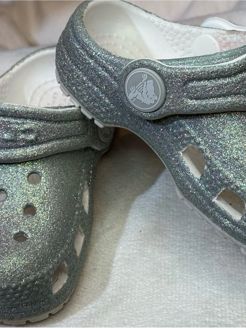 CROCS Kids Glitter Clog in Iridescent Silver C4